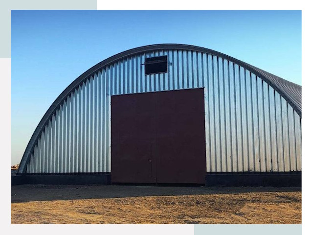 Арочные ангары в бору