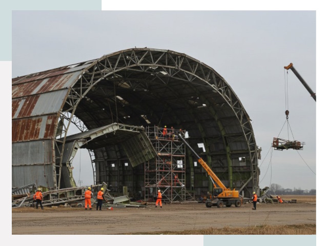 Демонтаж ангаров в бору